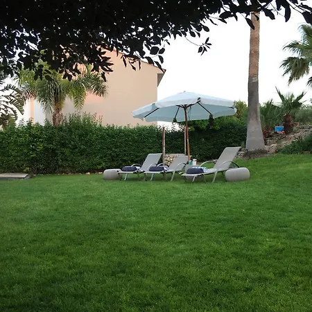 The Garden * Πρωταράς